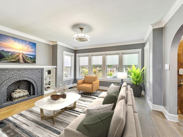 5824 N Fairfield Ave, Chicago, IL 60659
