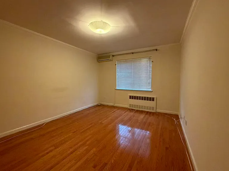 176 Bay 43 St #2 — Photo 10