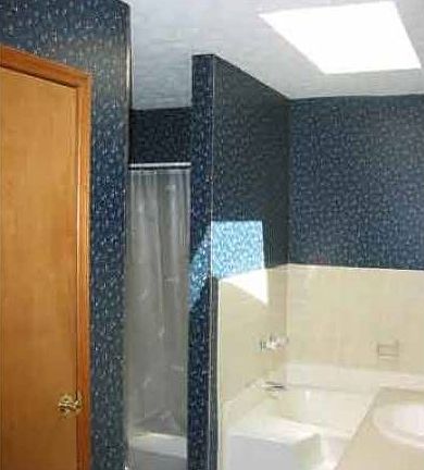 Master Bedroom Bathroom