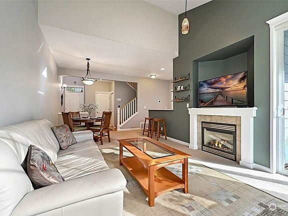3rd image of 35331 SE Aspen Ln