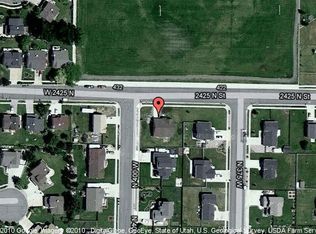 395 W 2425 N, Harrisville, UT 84414
