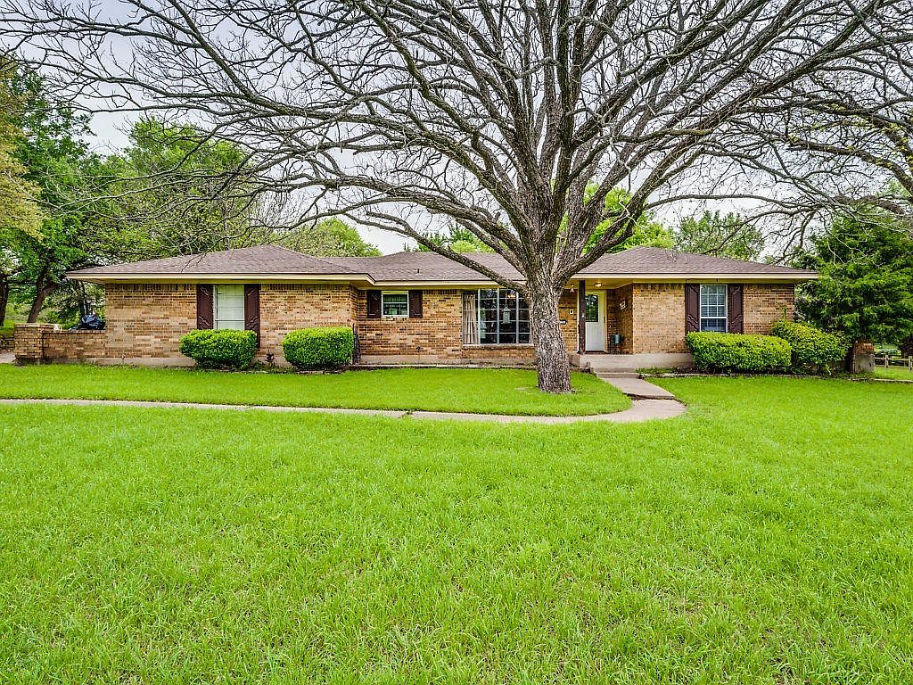 125 Forest Brook St, Oak Leaf, TX 75154 Zillow