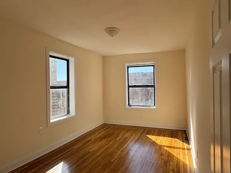 3154 Grand Concourse #5 — Photo 7