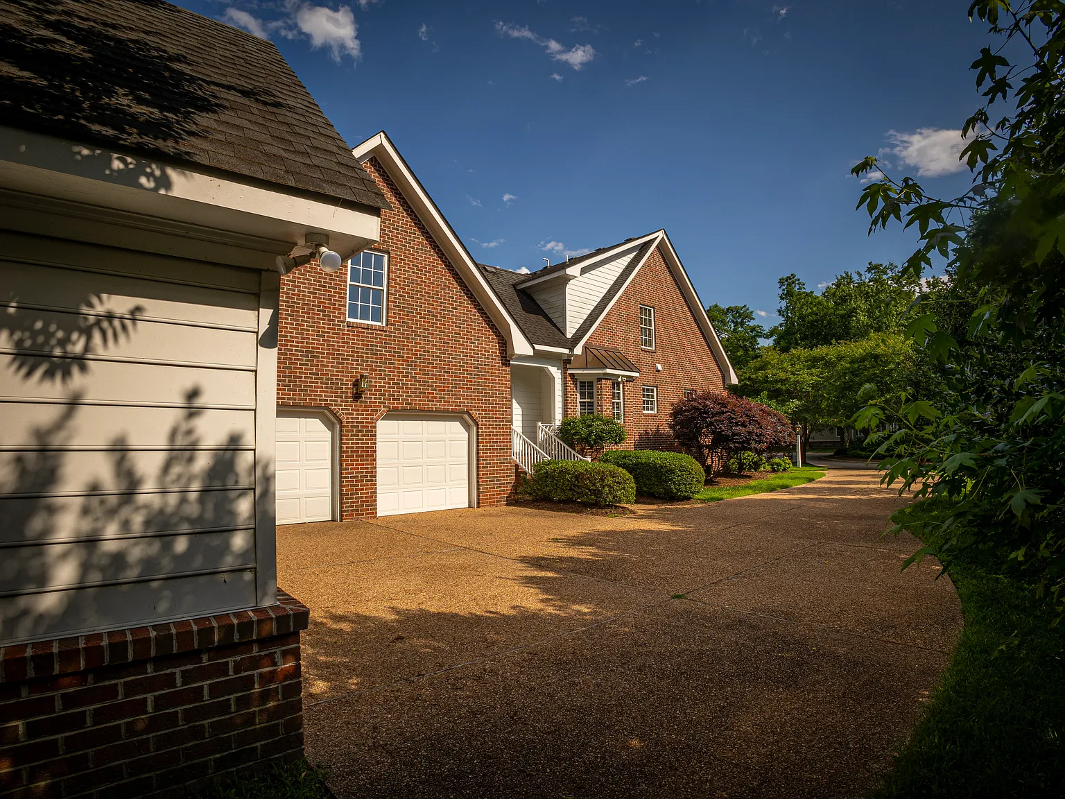 4 bed, 3.5 bath, 2759 sqft, $2,995 — Photo 3
