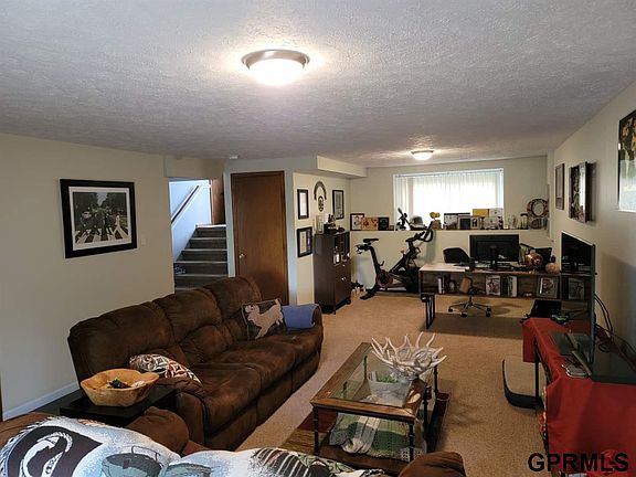 5th image of 3271 Tammy St