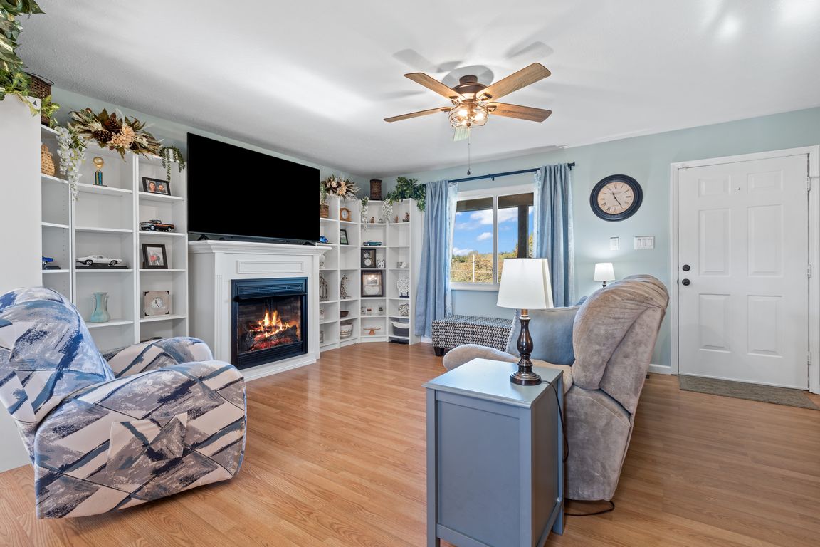 next background image