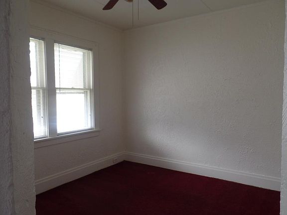 3rd image of 2107 W Lincoln Ave