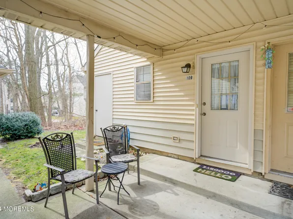 109 Deerfoot Way, Jackson, NJ 08527