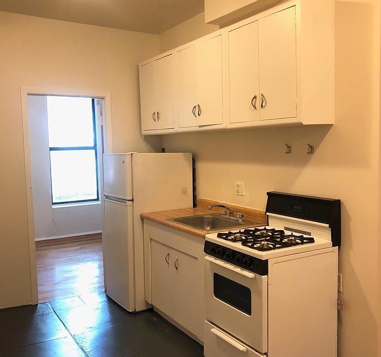 2nd image of 539 W 49th St #3