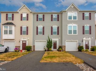223 Tulip Ln, Gilbertsville, PA 19525