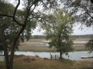 6078 Vaux Rd, Beaufort, SC 29906