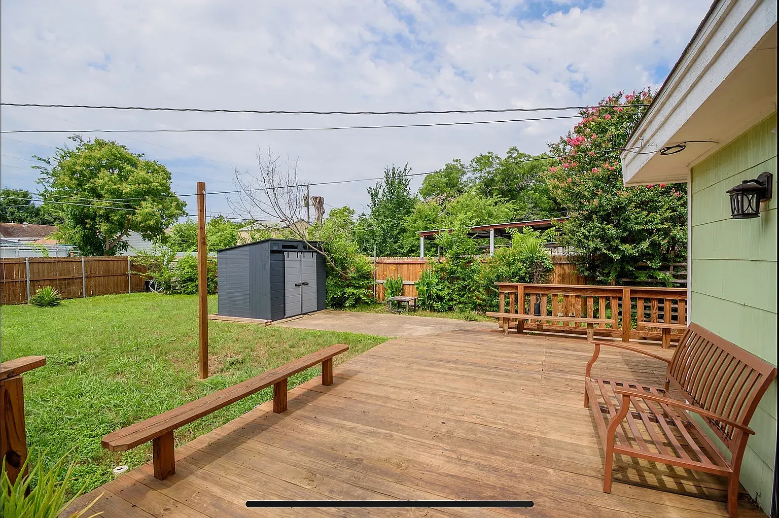 3 bed, 1116 sqft, $2,200 — Photo 2