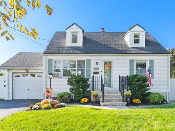 13 Meinzer St, Avenel, NJ 07001