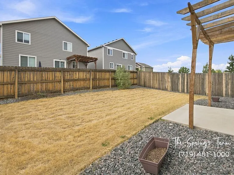 5338 Kingscote Dr — Photo 38