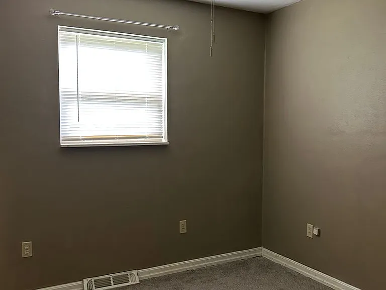 10 Tanbark Dr — Photo 10