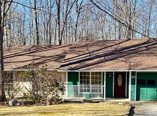 62 Possaghi Rd, Newton, NJ 07860