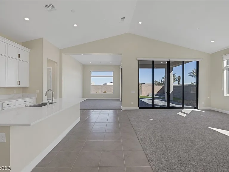 5000 Terramont Dr — Photo 7