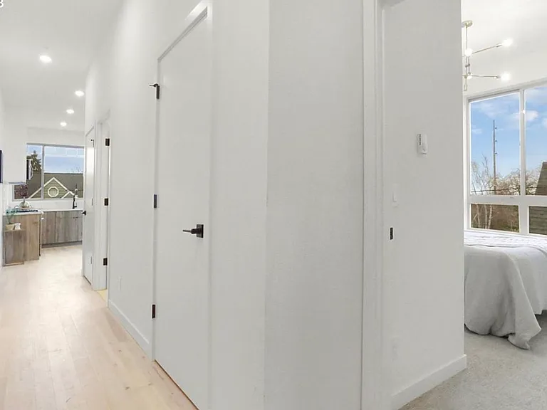6610 N Greenwich Ave #9 — Photo 7