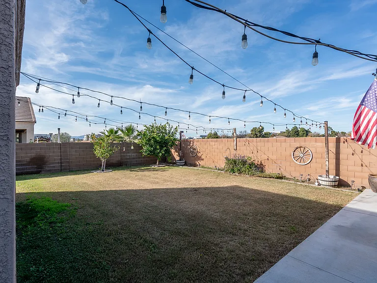 9336 W Georgia Ave — Photo 31