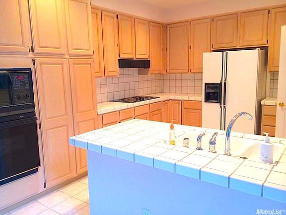 3rd image of 4511 Heron Lakes Dr