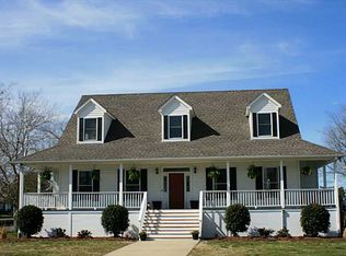 109A Browns Neck Rd, Poquoson, VA 23662