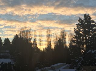 1637 Shetland Ct, Moscow, ID 83843