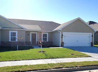 3815 Canyon Ridge Dr, Columbia, MO 65202