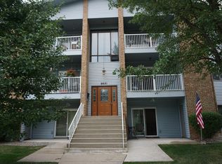 9621 Merrillville Rd APT 102, Crown Point, IN 46307