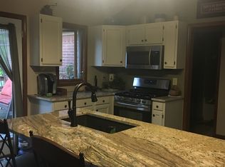 7092 Hunters Ridge Dr, Plainfield, IN 46168