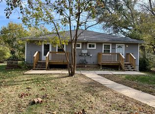 505 SE Florence Ave APT A, Lees Summit, MO 64063