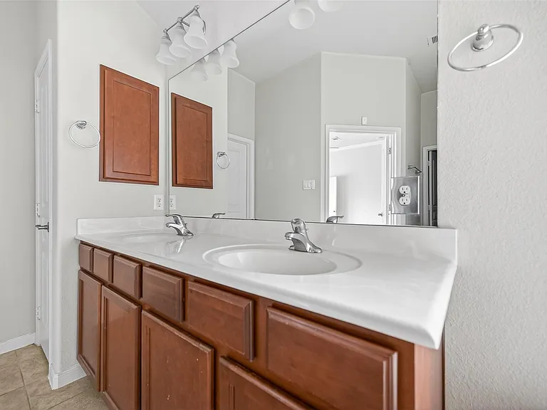 4531 Ferndale Meadows Dr — Photo 30
