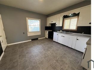1114 W Keefe Ave, Milwaukee, WI 53206