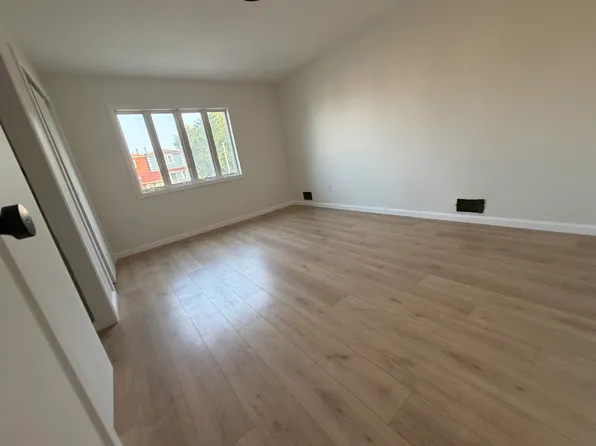 (undisclosed Address), Staten Island, NY 10306