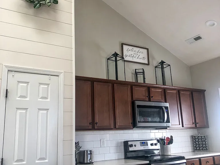 1115 Crosscreek Dr — Photo 10