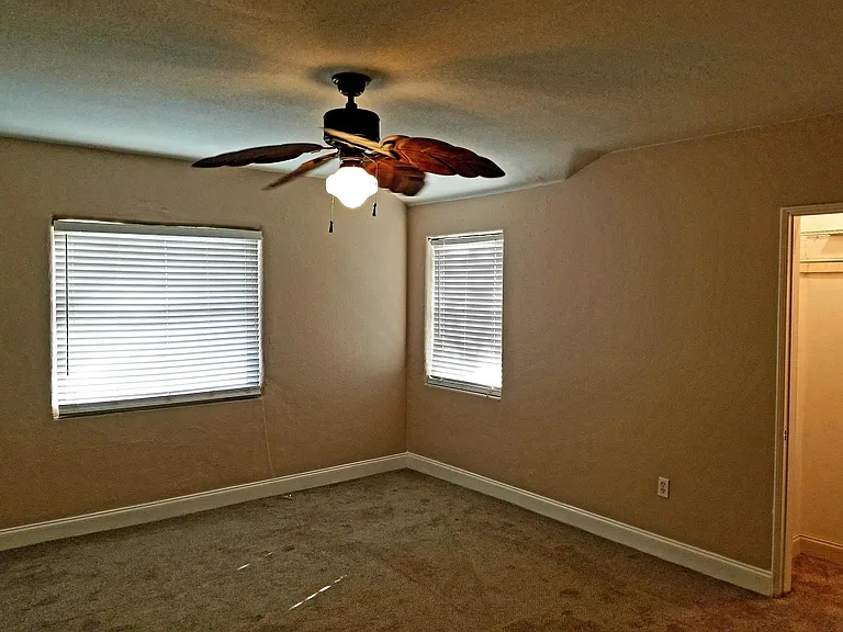 512 E Strawbridge Ave #512 — Photo 7