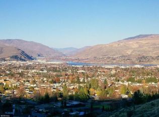 1165 Chukar Hills Dr, Wenatchee, WA 98801