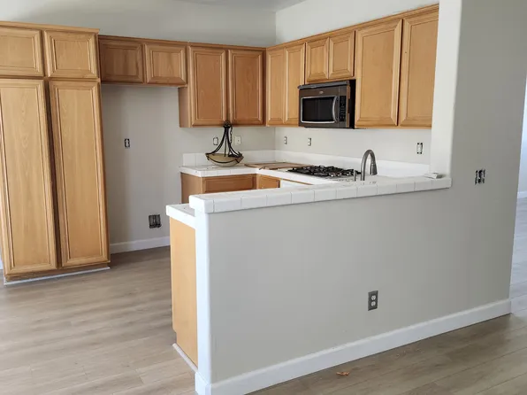 13514 Morningside St, Hesperia, CA 92344