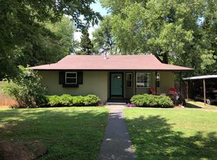 1625 E Lake Park Ln, Mustang, OK 73064