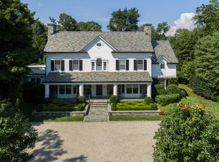 43 Garden Rd, Scarsdale, NY 10583