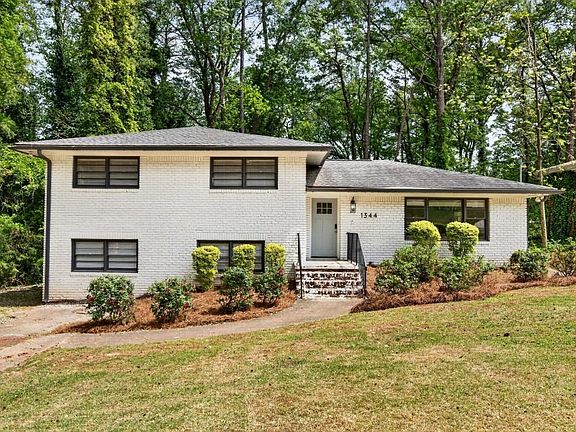 2nd image of 1344 Midlawn Dr