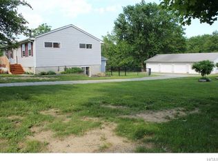 9 Carpenter Rd, Rock Tavern, NY 12575