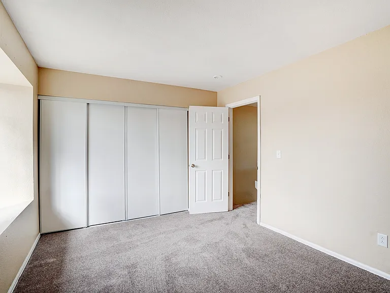 4106 S Mobile Cir #D — Photo 13