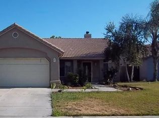 944 Upp Ct, Hanford, CA 93230