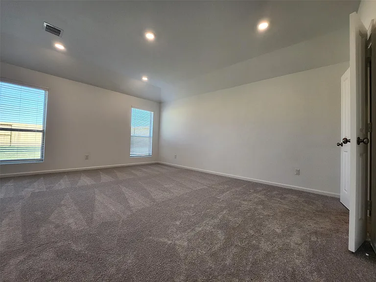 2411 Lemon Grass Dr — Photo 5