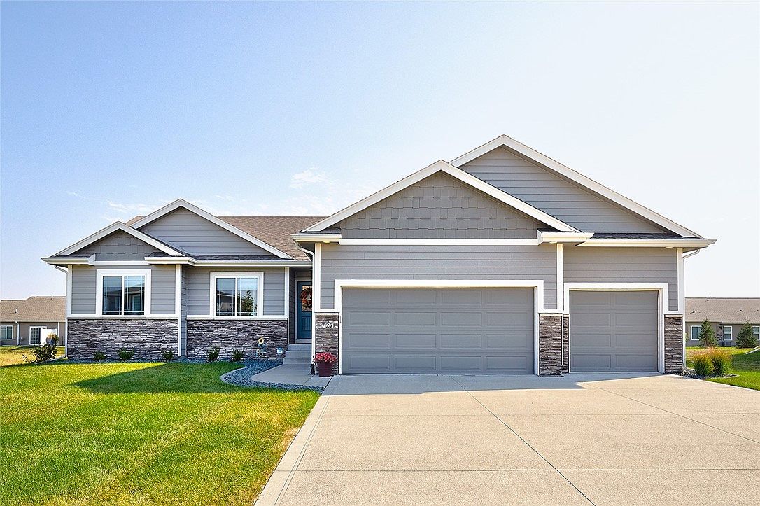 727 NE Westgate Dr, Waukee, IA 50263 Zillow