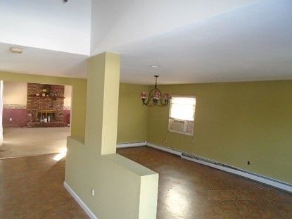 4th image of 25 Ramsy Ln