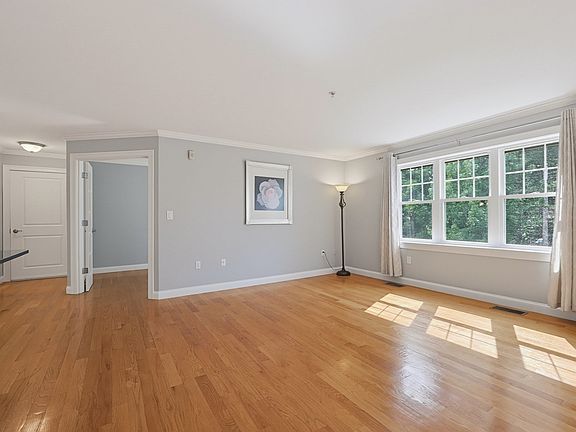 2nd image of 501 Cabot St Unit 2