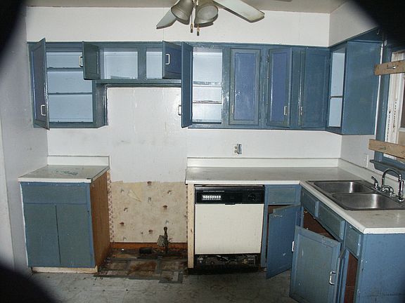 4th image of 3366 Towers Ct