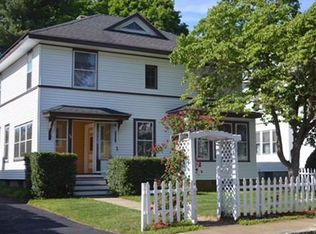 36 King St, Holyoke, MA 01040