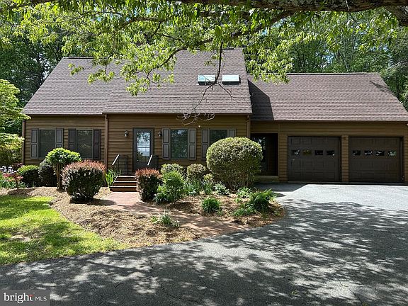 3rd image of 359 Malvern Dr